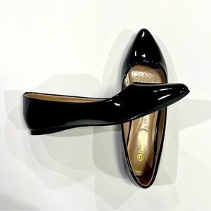 7.5 | Black flats | BRAND NEW